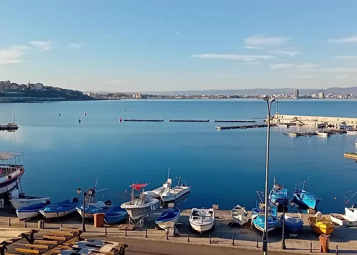 斯坦科夫酒店 3* 内塞伯尔