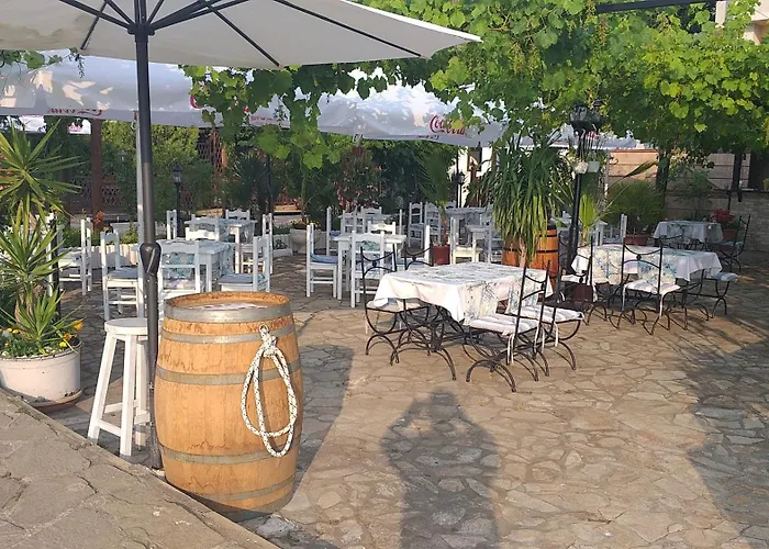 斯坦科夫酒店 内塞伯尔