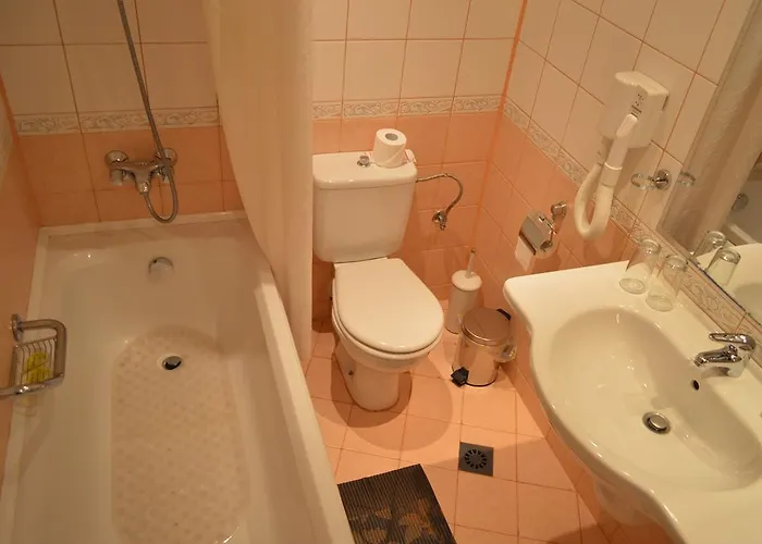 斯坦科夫酒店 3*